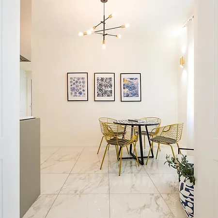 Luxury Apartment - Kuki Stay Ponte Vecchio Florence Extérieur photo