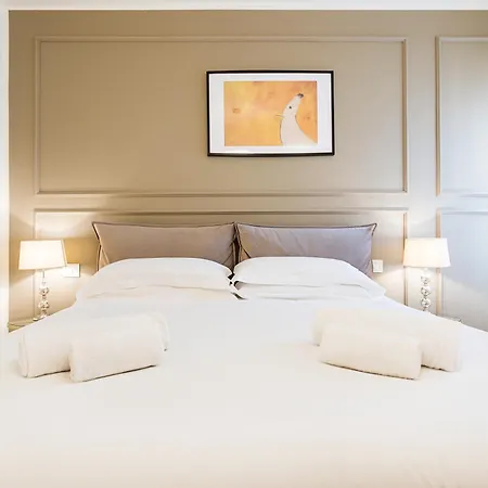 Luxury Apartment - Kuki Stay Ponte Vecchio Florence Extérieur photo