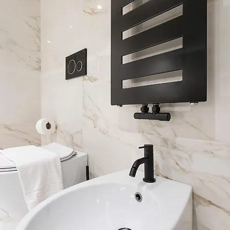Luxury Apartment - Kuki Stay Ponte Vecchio Florence Extérieur photo